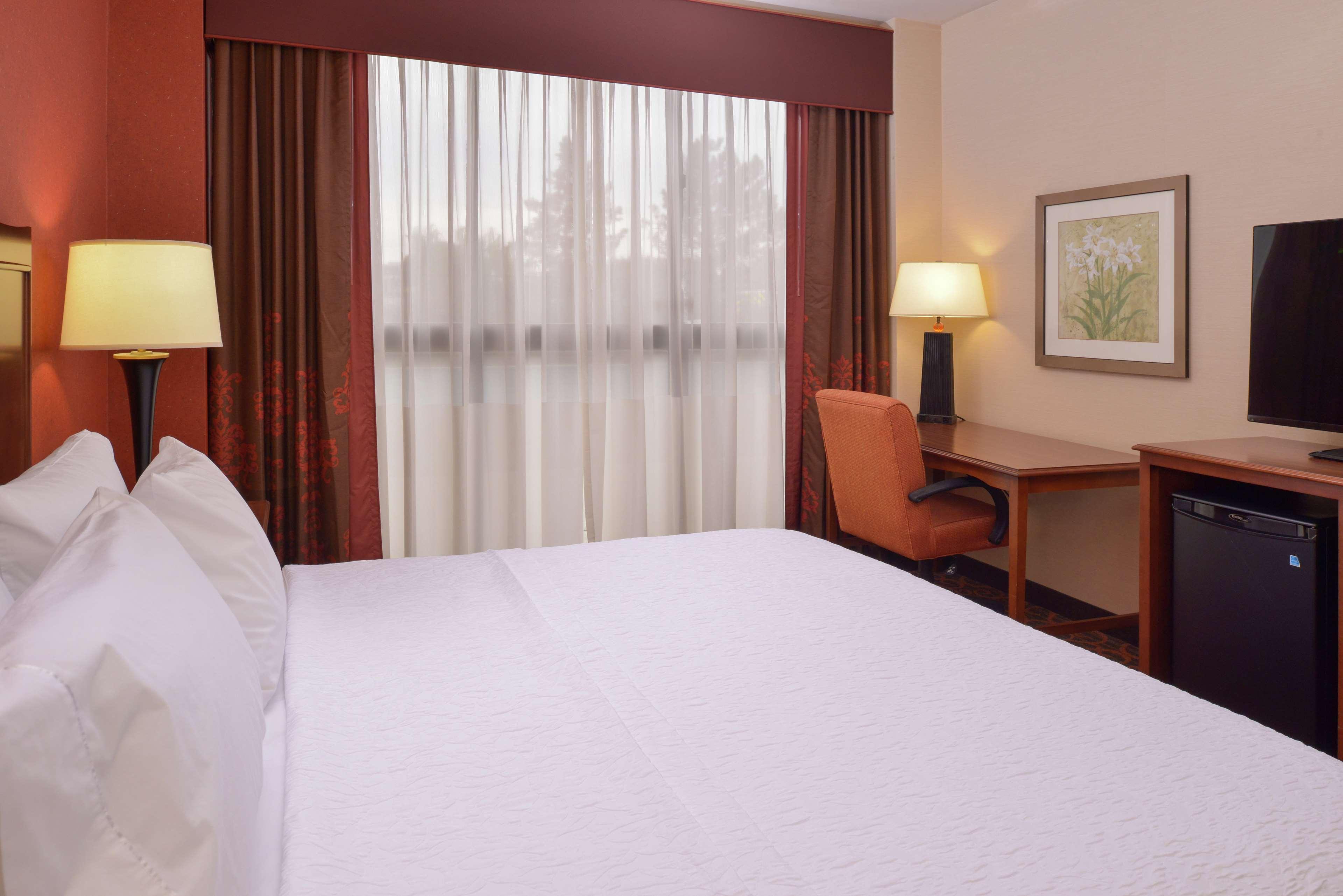 Hampton Inn Frederick Kültér fotó