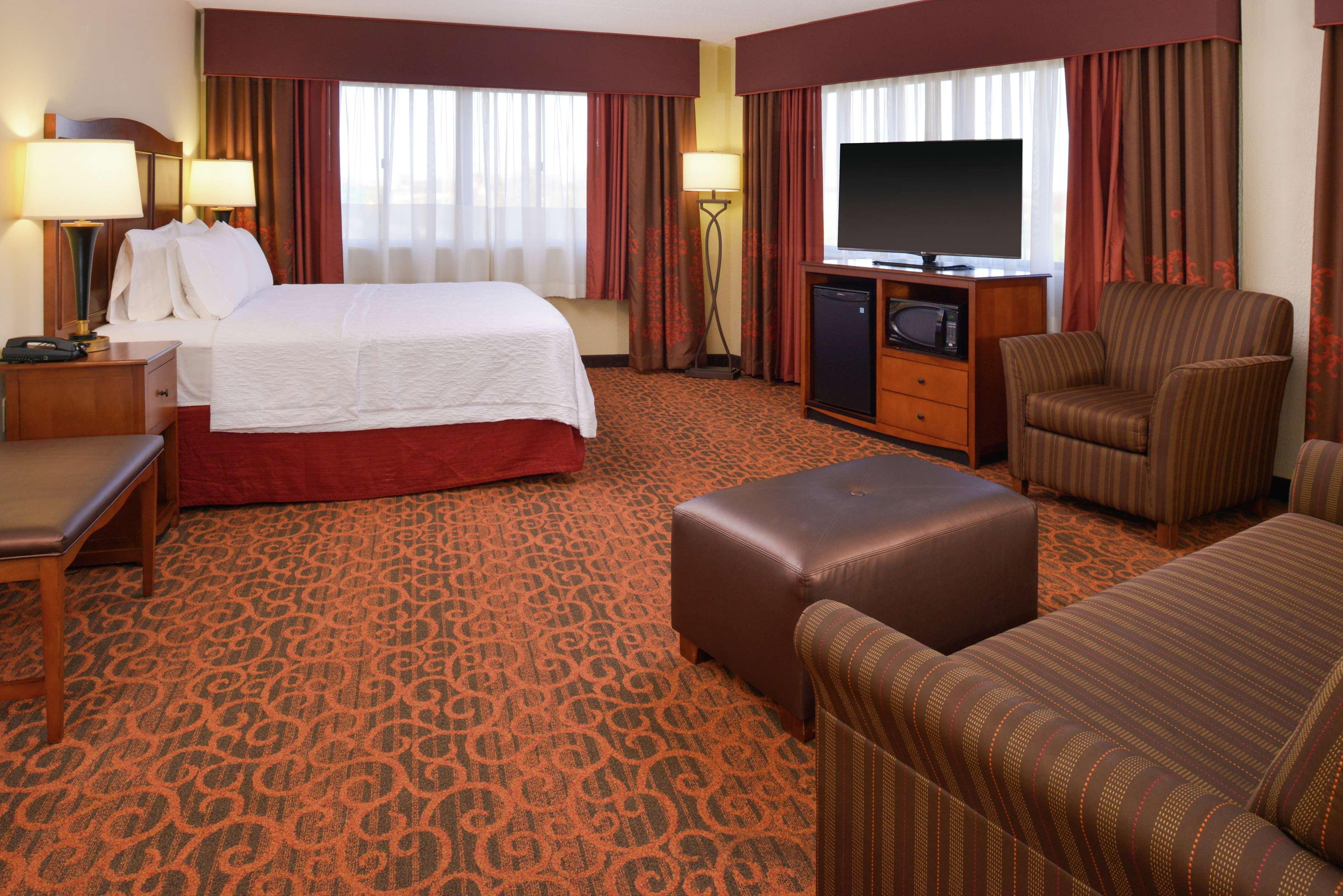 Hampton Inn Frederick Kültér fotó